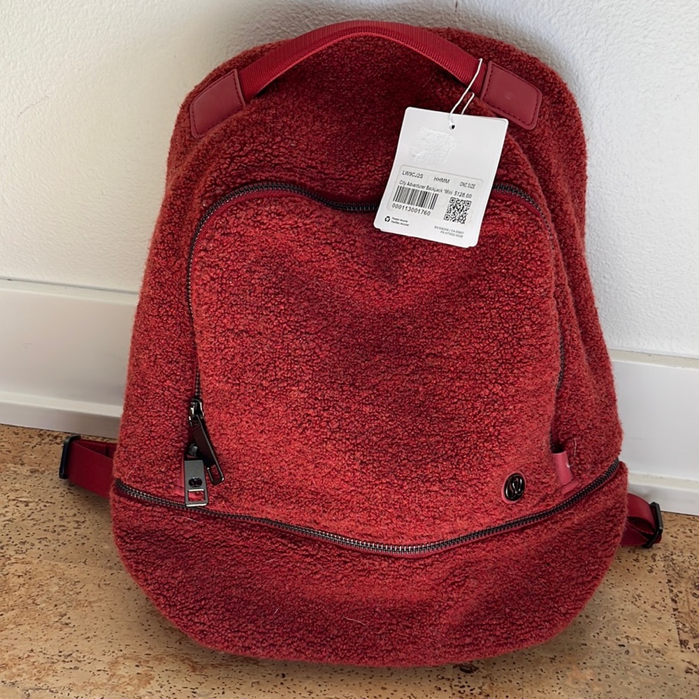 Lululemon Sherpa City Adventurer Backpack *mini